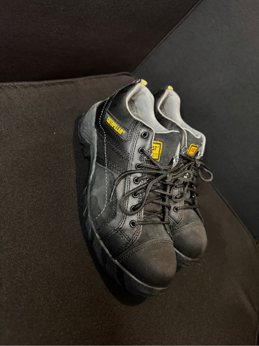 Caterpillar CAT Black Work Shoes Safety Toe – Size 10